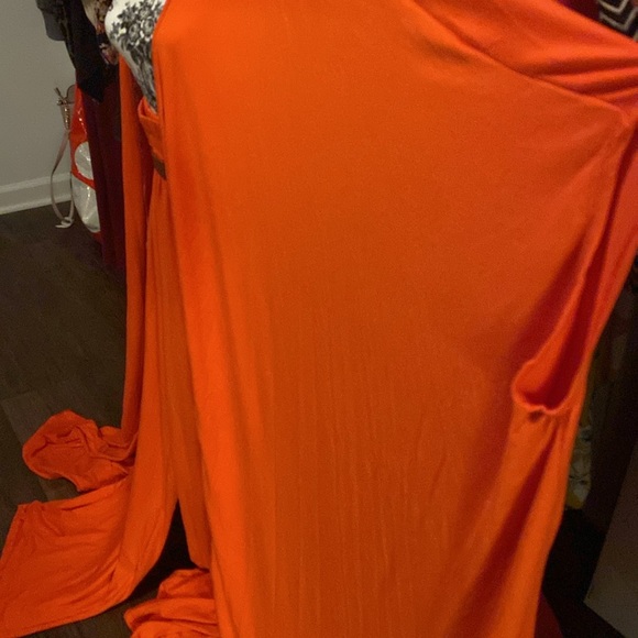 Orange Wide Leg Pants Suit. Can be worn in every season. - Picture 4 of 4